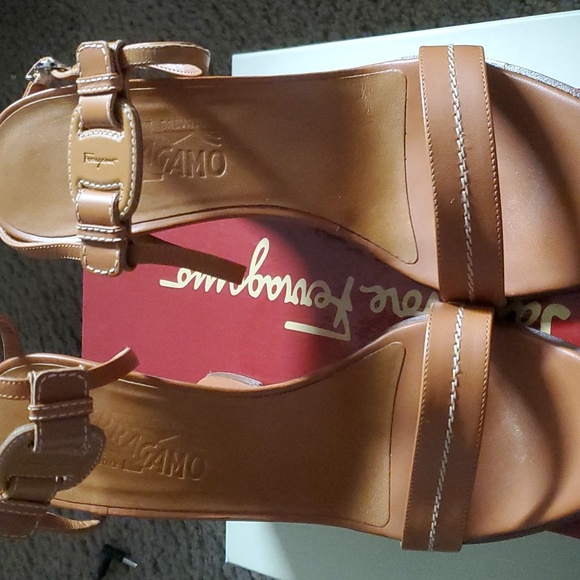 Vintage Authentic Salvatore Ferragamo Wedges - Picture 2 of 8